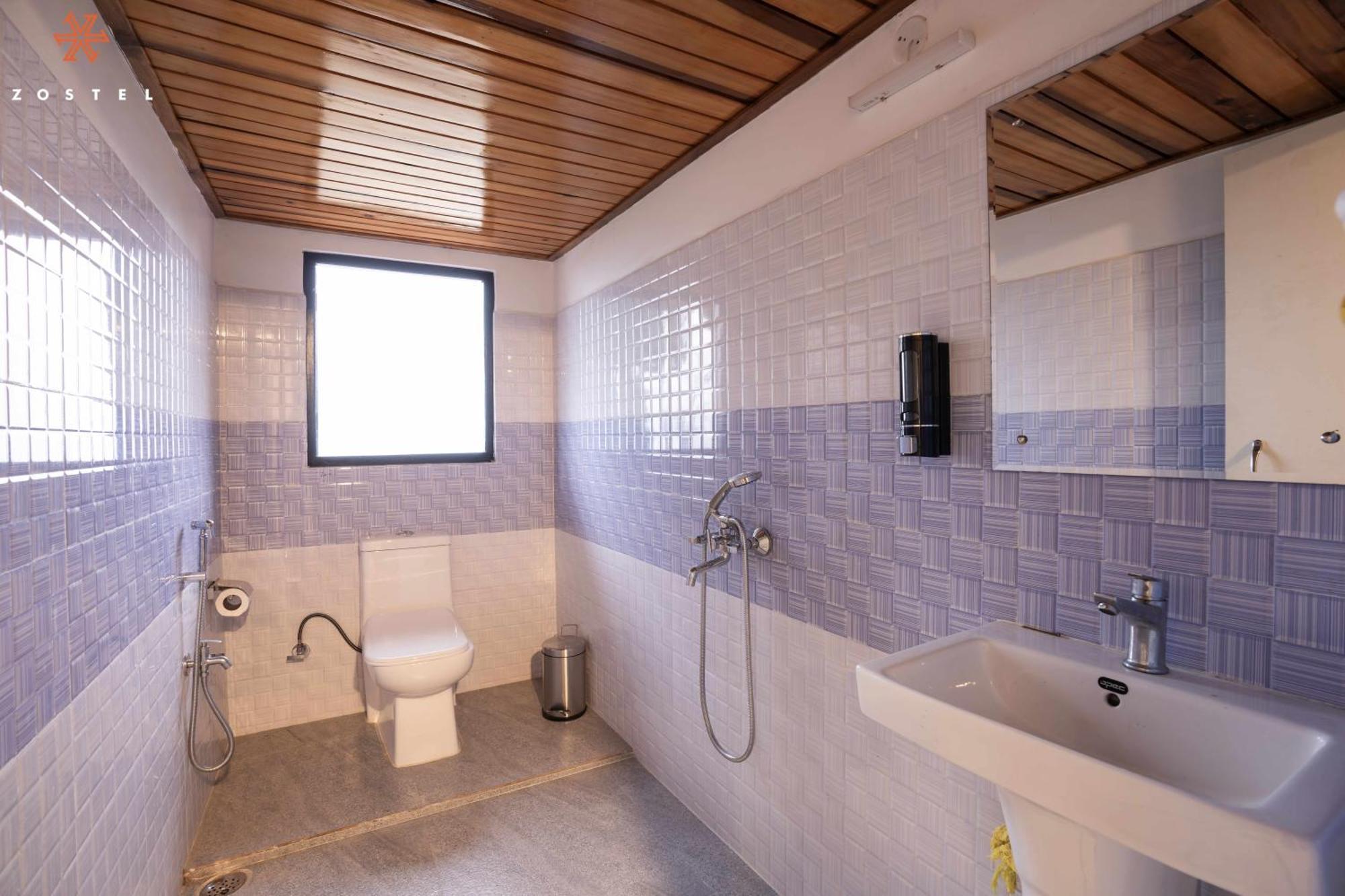 Zostel Rinchenpong Hostel Cameră foto